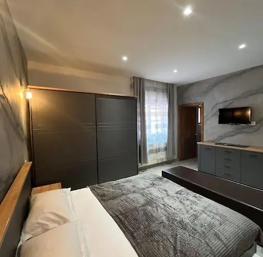 דירה Central Apartament Brasov *