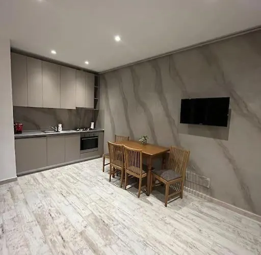 Central Apartament Brasov *